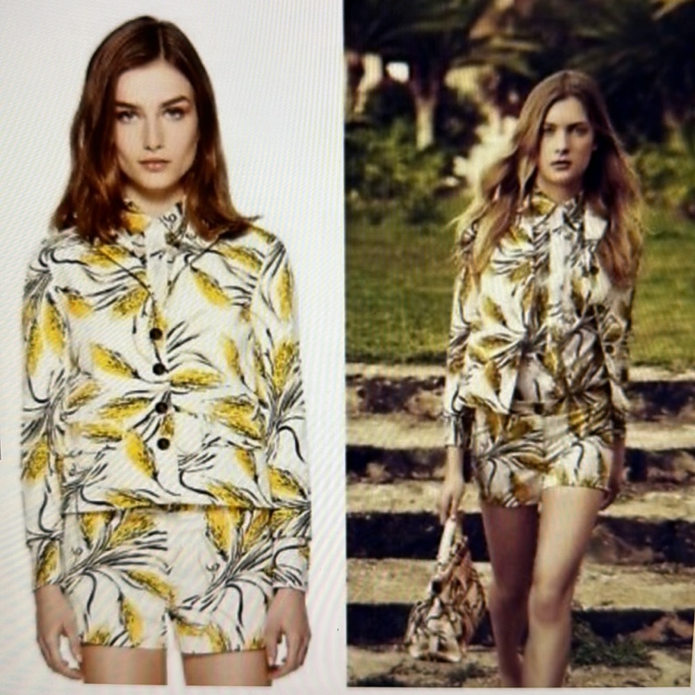Tory Burch Runway Wheat Print Shorts size 4